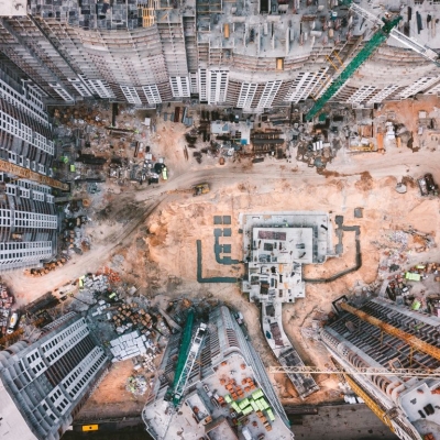 Drones na Construção Civil: Transformando o Setor com Inovação e Eficiência